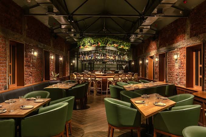 Restaurant Dining Tips for an Enjoyable and Memorable Experience